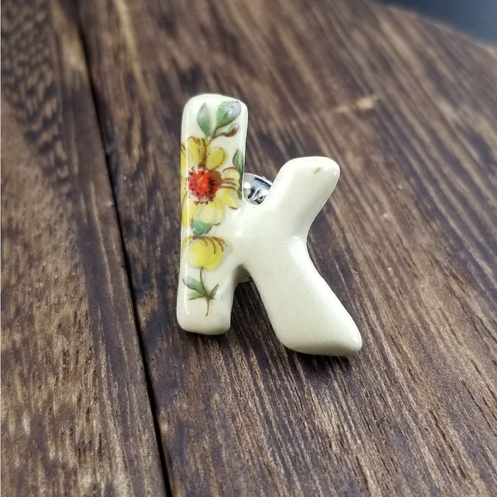 Cottagecore vintage K pin PI13